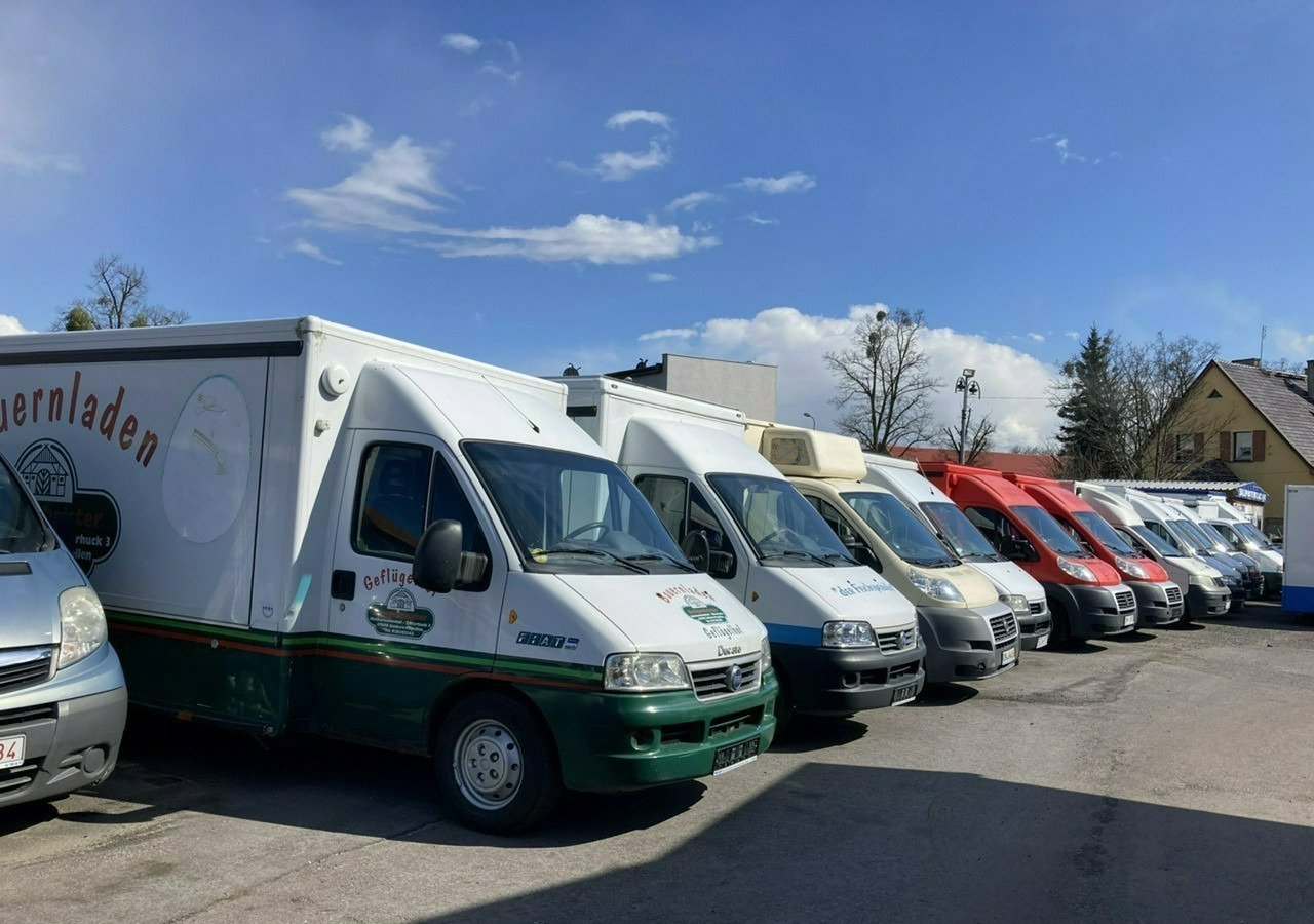 Vending trailer Inna Inny Autosklep wędlin Gastronomiczny Food Truck Foodtruck sklep Borco: picture 20