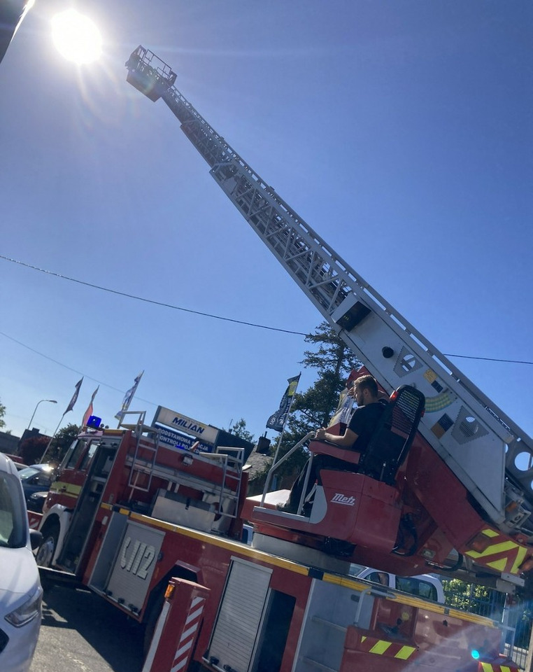 Fire truck MAN L 2000 MAN 15,280 Straż pożarna drabina Strażacka zwyżka 32m Metz Model 20: picture 16