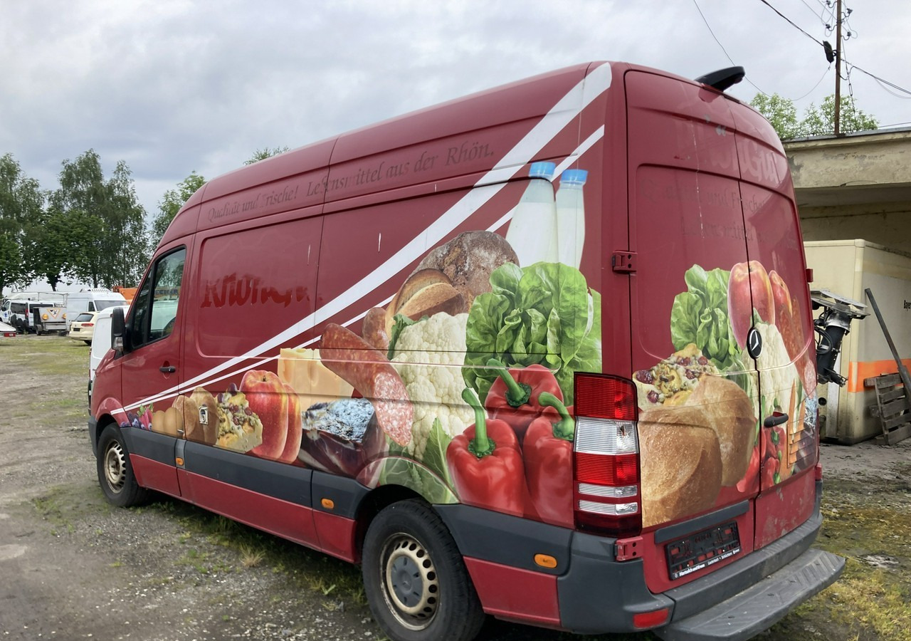 Mercedes-Benz Sprinter Sprinter Autosklep sklep bar Gastronomiczny Food Truck Foodtruck 201 - Vending truck: picture 3 Mercedes-Benz Sprinter Sprinter Autosklep sklep bar Gastronomiczny Food Truck Foodtruck 201 - Vending truck: picture 3