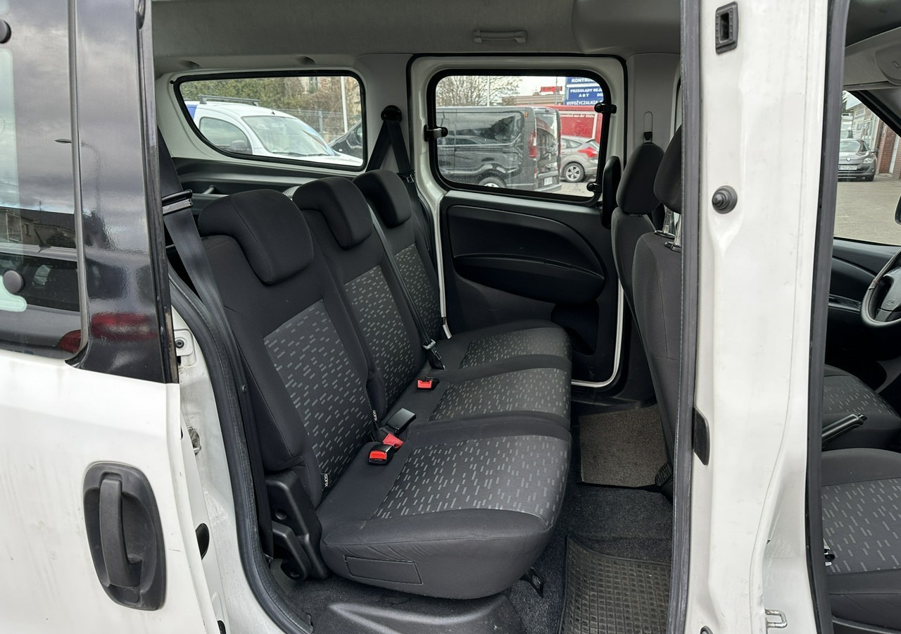 Car Opel Combo III 2.0CDTI Maxi Panorama Klima Kamera Webasto 2016: picture 10