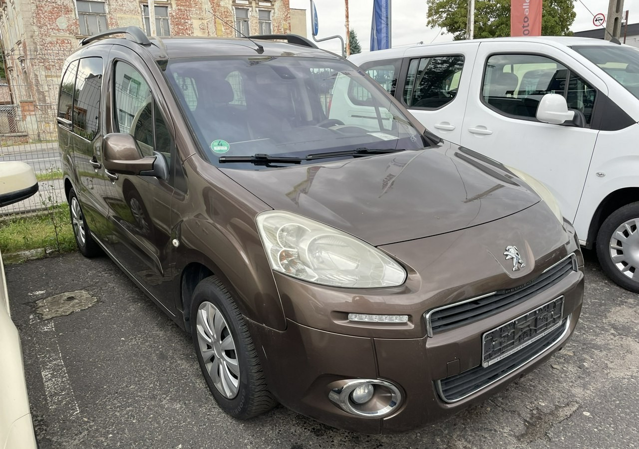 Peugeot Partner II Peugeot Partner Tepee 100 Family Model 2013 - Car: picture 1 Peugeot Partner II Peugeot Partner Tepee 100 Family Model 2013 - Car: picture 1