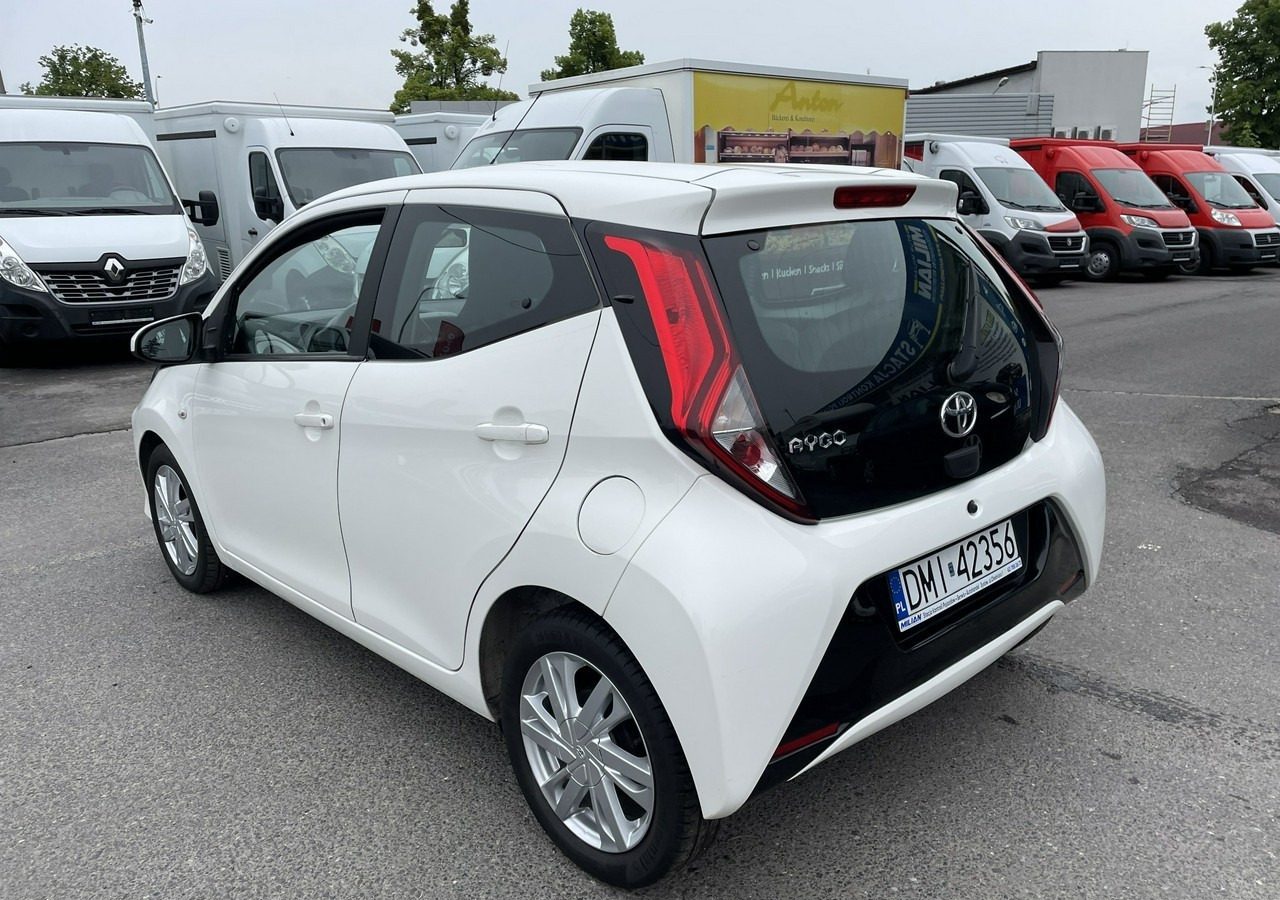 Toyota Aygo II Toyota Aygo 1.0 VVT-i JBL Edition bezyna+LPG Salon PL 2020 - Hatchback: picture 2 Toyota Aygo II Toyota Aygo 1.0 VVT-i JBL Edition bezyna+LPG Salon PL 2020 - Hatchback: picture 2