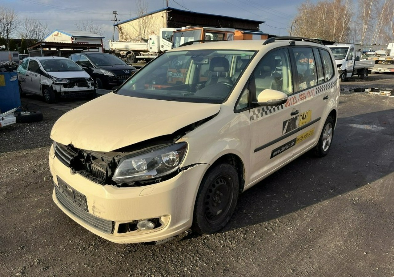 Volkswagen Touran III - Car: picture 2 Volkswagen Touran III - Car: picture 2