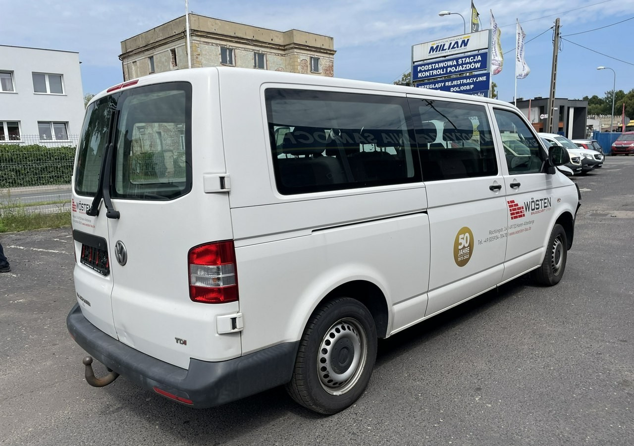 Volkswagen Transporter T5 Volkswagen Transporter Long 2.0-140KM 9-osobowy Model 2015 - Car: picture 5 Volkswagen Transporter T5 Volkswagen Transporter Long 2.0-140KM 9-osobowy Model 2015 - Car: picture 5