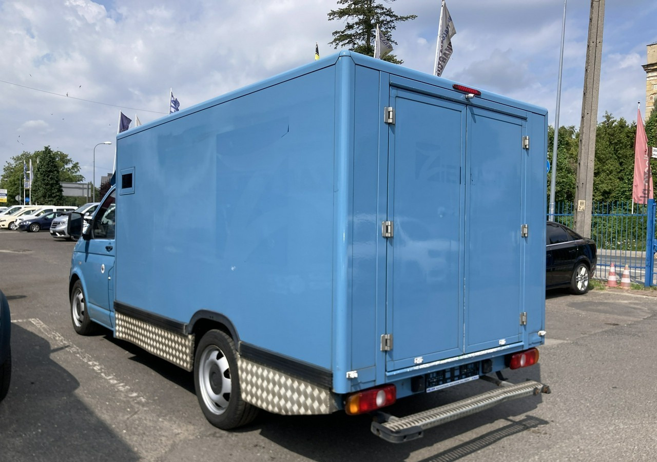 Volkswagen Transporter Trasporter T5 Bankowóz kuloodporny opanceżony Model 2015 - Cash in transit vehicle: picture 3 Volkswagen Transporter Trasporter T5 Bankowóz kuloodporny opanceżony Model 2015 - Cash in transit vehicle: picture 3