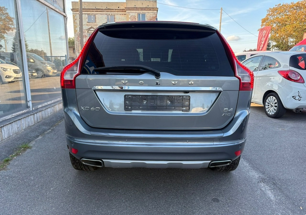 Volvo XC60 I Volvo XC 60 2,4 D4 AWD 190KM Summum Navi Panorama Skóry Kamera 2017 - SUV: picture 4 Volvo XC60 I Volvo XC 60 2,4 D4 AWD 190KM Summum Navi Panorama Skóry Kamera 2017 - SUV: picture 4