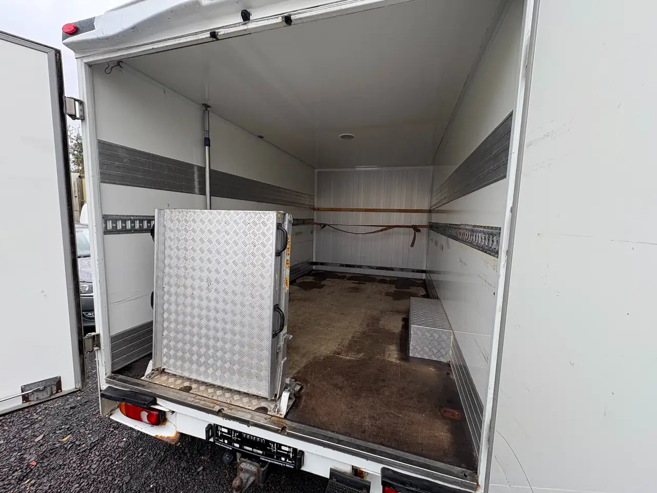 Fiat Ducato 120 L1H1 RS: 3000 mm - Box van: picture 5 Fiat Ducato 120 L1H1 RS: 3000 mm - Box van: picture 5