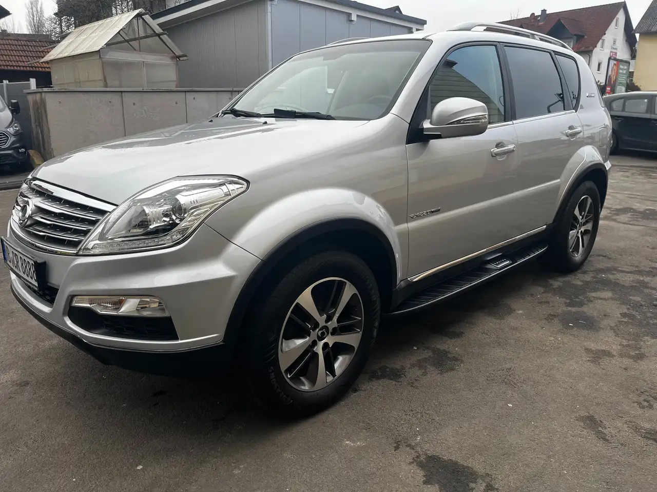 SsangYong Rexton Rexton 2.2 TD 4x4|AUTOM|7SITZ - SUV: picture 1 SsangYong Rexton Rexton 2.2 TD 4x4|AUTOM|7SITZ - SUV: picture 1