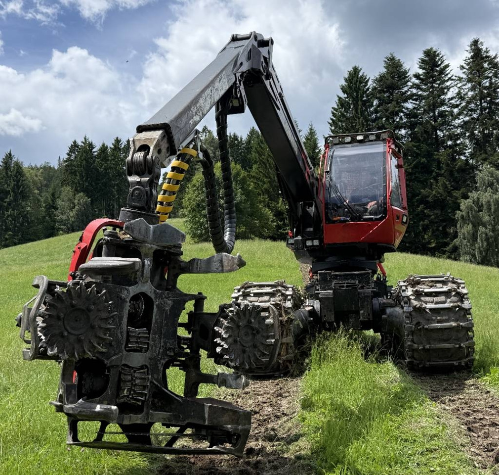 Forestry harvester Komatsu 931XC: picture 8