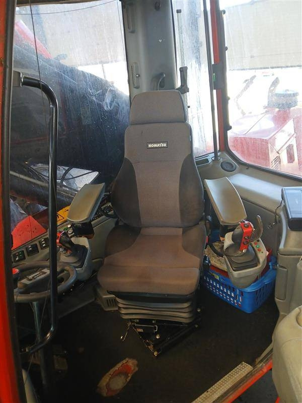 Forestry harvester Komatsu 941.1: picture 10