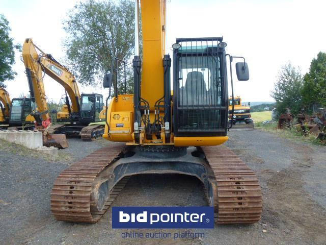 Crawler excavator JCB JS200LC T4i: picture 9