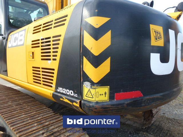 Crawler excavator JCB JS200LC T4i: picture 11