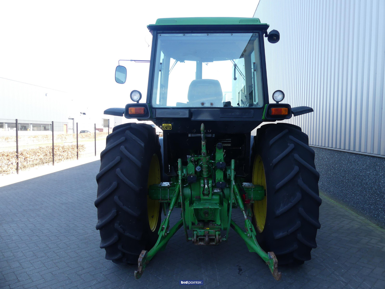 John-Deere 4255 4WD - Farm tractor: picture 4 John-Deere 4255 4WD - Farm tractor: picture 4