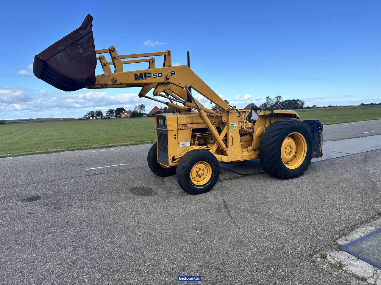 Massey Ferguson 50B - Farm tractor: picture 1 Massey Ferguson 50B - Farm tractor: picture 1
