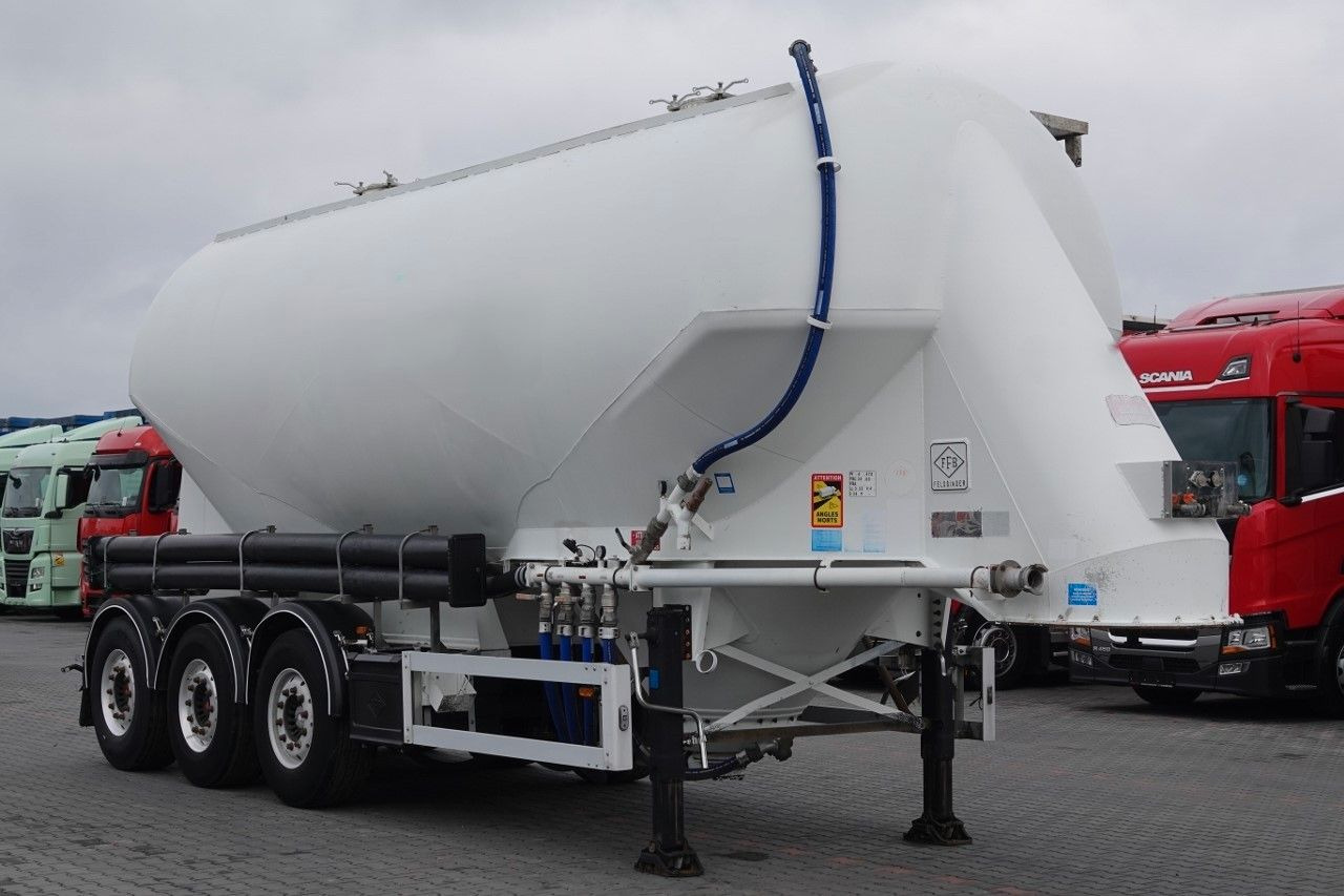 Feldbinder CEMENTONACZEPA / 2 KOMORY / 37 000 L / SILOS / D - Silo semi-trailer: picture 5 Feldbinder CEMENTONACZEPA / 2 KOMORY / 37 000 L / SILOS / D - Silo semi-trailer: picture 5