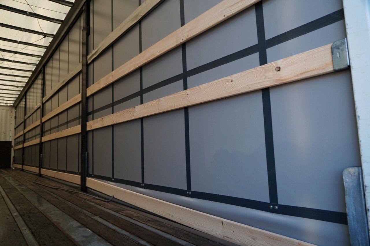 Curtainsider semi-trailer Kässbohrer FIRANKA / STANDARD / MOCNA PODŁOGA SZYNA-DESKA: picture 17 Curtainsider semi-trailer Kässbohrer FIRANKA / STANDARD / MOCNA PODŁOGA SZYNA-DESKA: picture 17