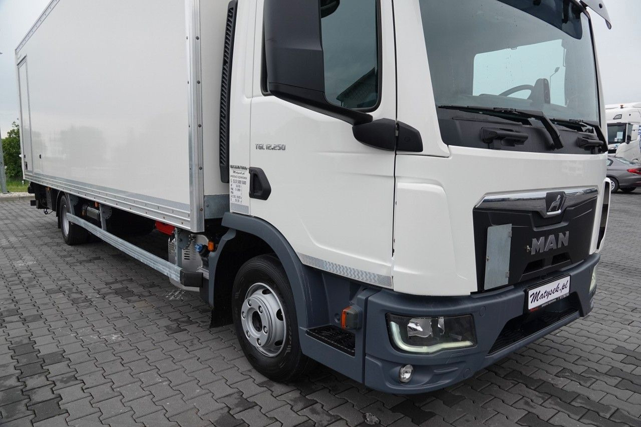 MAN PO KONTRAKCIE SERWISOWYM - Box truck: picture 5 MAN PO KONTRAKCIE SERWISOWYM - Box truck: picture 5