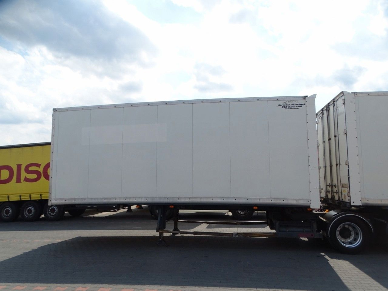Samro JUMBO VEHICULAR BOX- 7,3 M + 7,3 M/KOFFER TANDEM - Closed box semi-trailer: picture 3 Samro JUMBO VEHICULAR BOX- 7,3 M + 7,3 M/KOFFER TANDEM - Closed box semi-trailer: picture 3