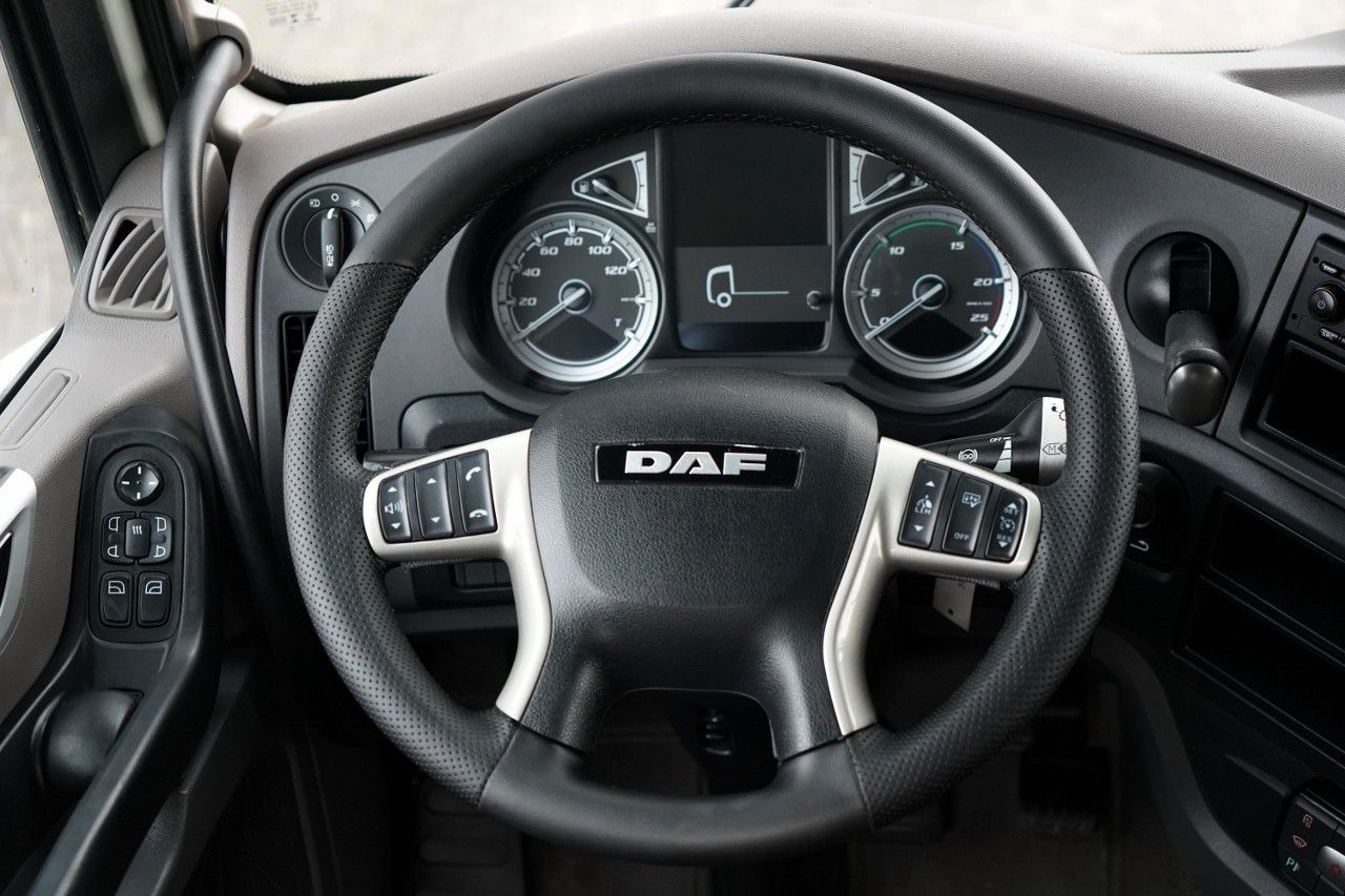 Tractor unit DAF XF 480 / SUPER SPACE CAB / 2021 ROK: picture 30 Tractor unit DAF XF 480 / SUPER SPACE CAB / 2021 ROK: picture 30