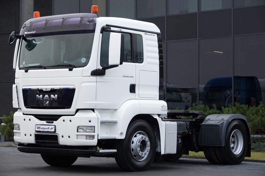 MAN TGS 18.440 / RETARDER / EURO 5 / EEV / NISKA KAB - Tractor unit: picture 2 MAN TGS 18.440 / RETARDER / EURO 5 / EEV / NISKA KAB - Tractor unit: picture 2
