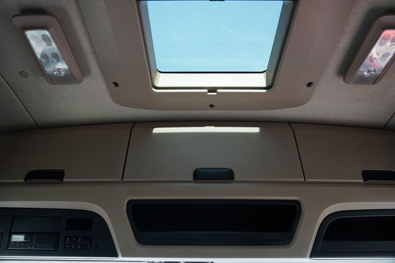 Tractor unit Mercedes-Benz ACTROS 1845 / MP5 / BIG SPACE /: picture 34 Tractor unit Mercedes-Benz ACTROS 1845 / MP5 / BIG SPACE /: picture 34