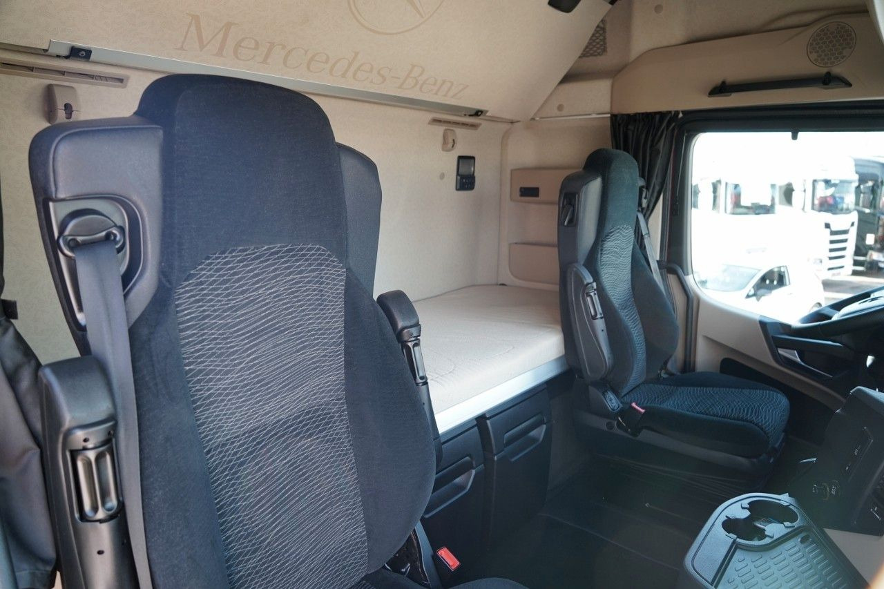 Tractor unit Mercedes-Benz ACTROS 1845 / MP5 / BIG SPACE /: picture 35 Tractor unit Mercedes-Benz ACTROS 1845 / MP5 / BIG SPACE /: picture 35