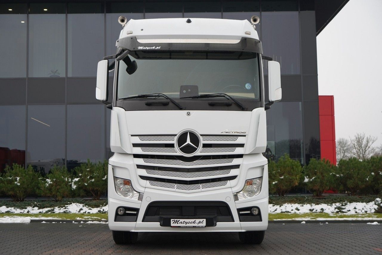 Mercedes-Benz ACTROS 1853 / HYDRAULIKA / RETARDER / BIG SPACE - Tractor unit: picture 3 Mercedes-Benz ACTROS 1853 / HYDRAULIKA / RETARDER / BIG SPACE - Tractor unit: picture 3