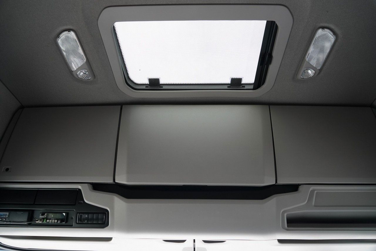 Lease a  Scania S 500 / RETARDER / I-PARK COOL  / FULL AIRMATIC Scania S 500 / RETARDER / I-PARK COOL  / FULL AIRMATIC: picture 34