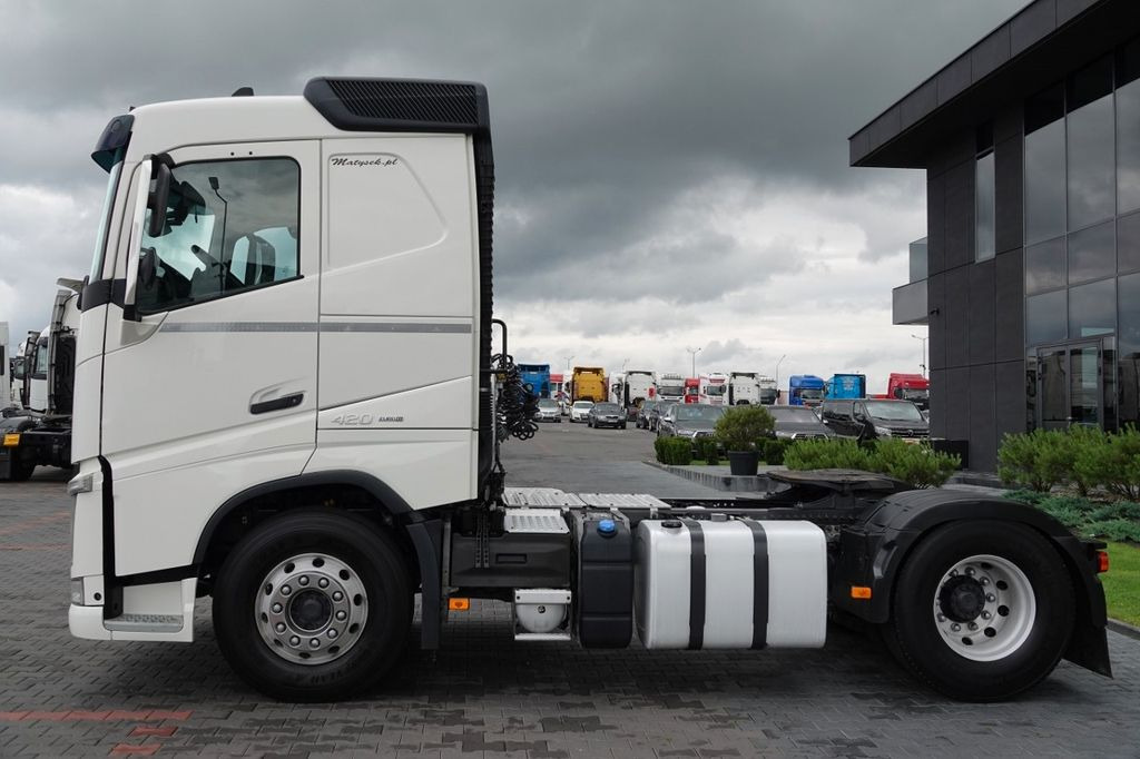 Volvo FH 420 / 13 L / PEŁNY ADR / 2017 ROK / LOW CAB - Tractor unit: picture 3 Volvo FH 420 / 13 L / PEŁNY ADR / 2017 ROK / LOW CAB - Tractor unit: picture 3