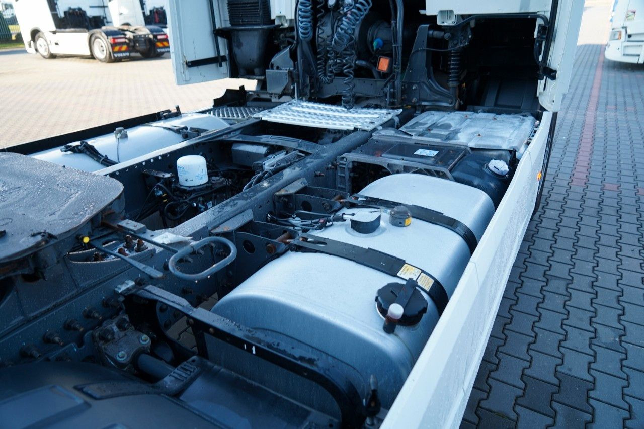 Tractor unit Volvo FH 500 / I-PARK COOL / I-SHIFT: picture 16