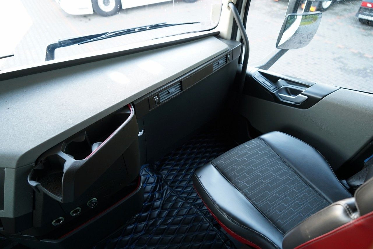 Tractor unit Volvo FH 500 / I-PARK COOL / I-SHIFT: picture 31