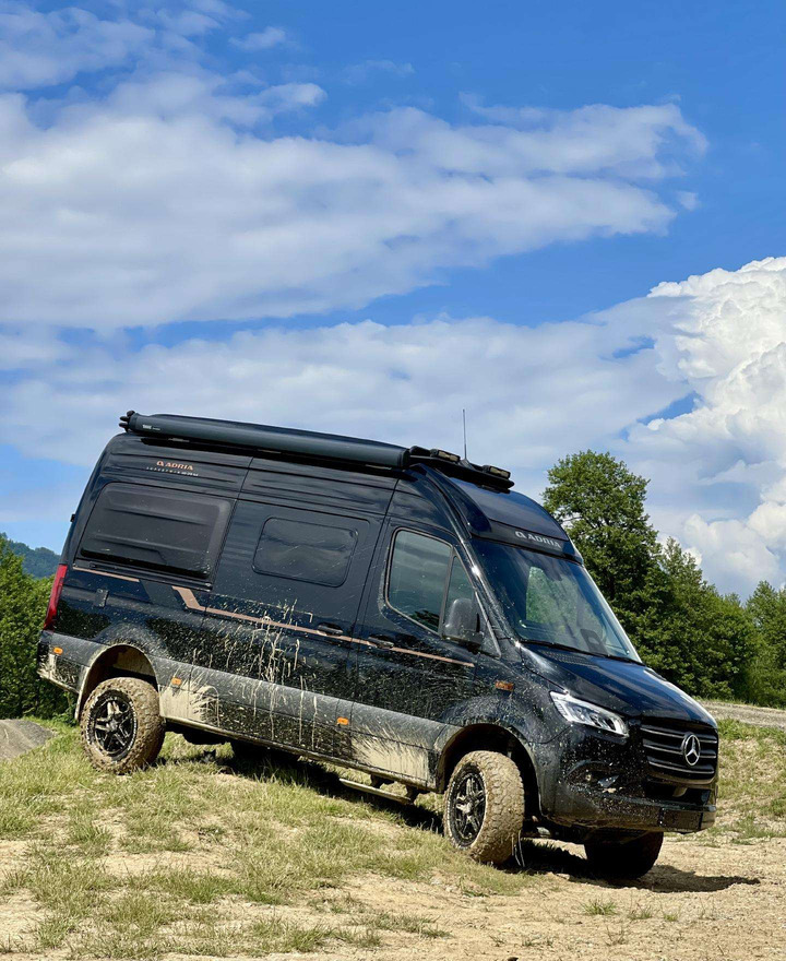 Adria Super Twin - Camper van: picture 1 Adria Super Twin - Camper van: picture 1