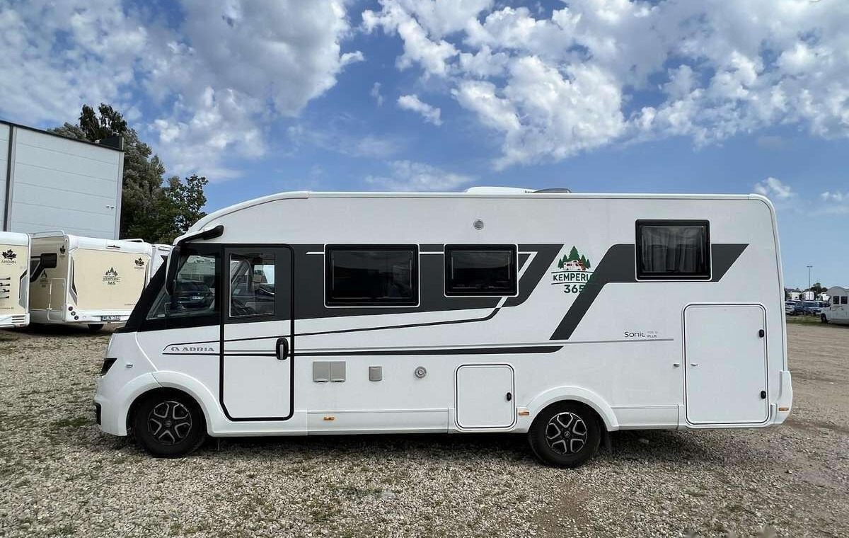 Adria Sonic Plus - Camper: picture 5 Adria Sonic Plus - Camper: picture 5