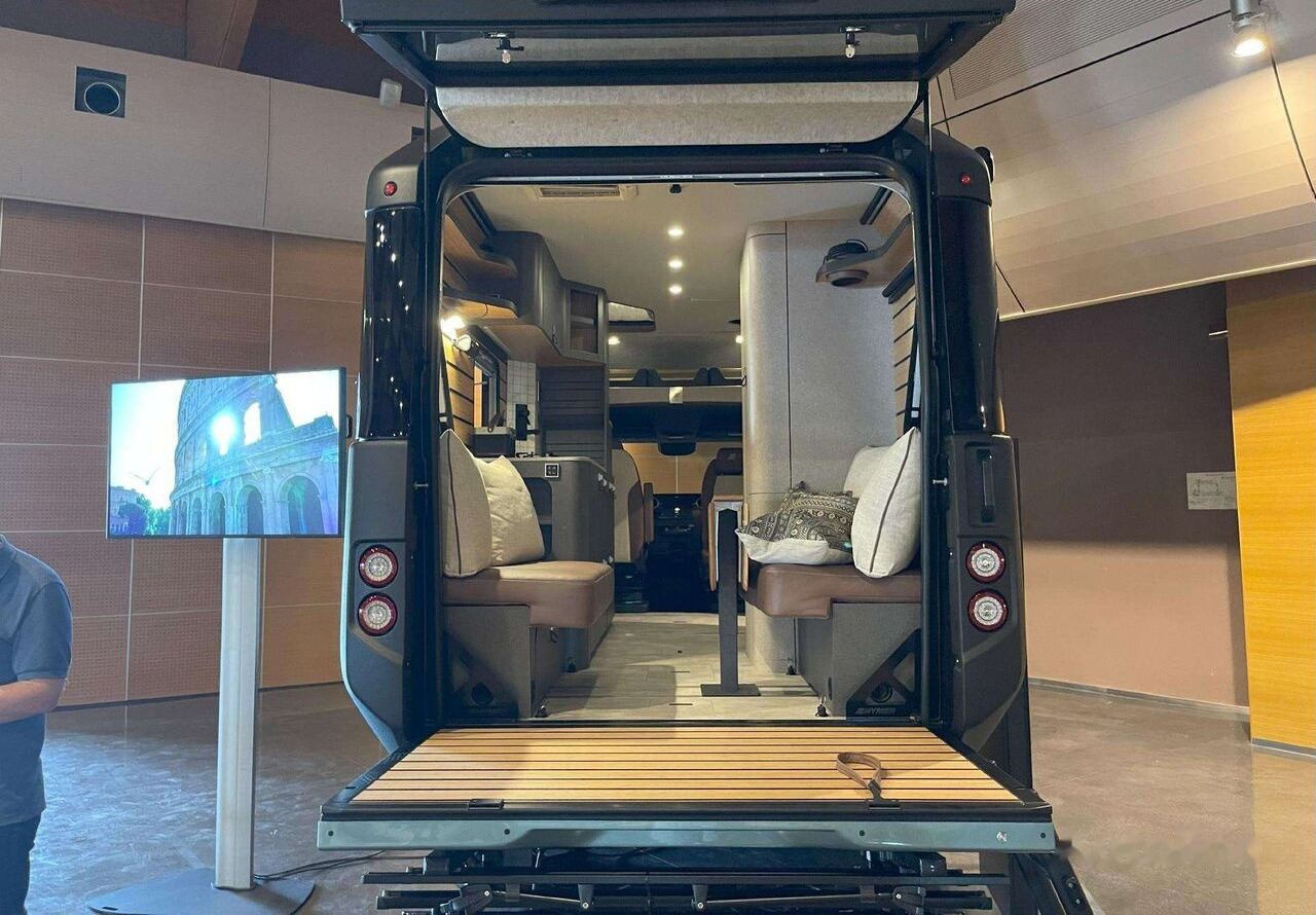 Hymer Venture S - Semi-integrated motorhome: picture 4 Hymer Venture S - Semi-integrated motorhome: picture 4