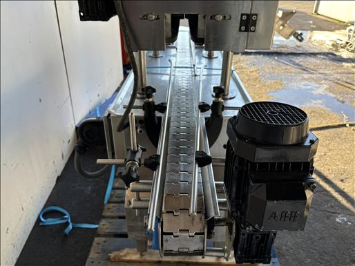 Emerito 1.8 Capper - Food processing equipment: picture 3 Emerito 1.8 Capper - Food processing equipment: picture 3