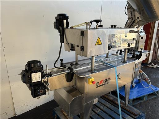 Emerito 1.8 Capper - Food processing equipment: picture 2 Emerito 1.8 Capper - Food processing equipment: picture 2