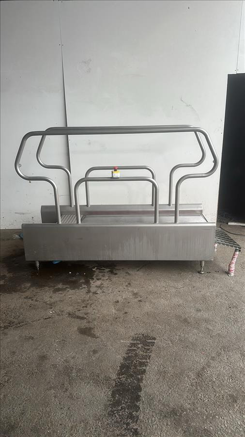 Syspal Boot scrubber - Food processing equipment: picture 1 Syspal Boot scrubber - Food processing equipment: picture 1