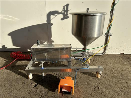 Winyard Minifill MKIII Depositor - Food processing equipment: picture 2 Winyard Minifill MKIII Depositor - Food processing equipment: picture 2