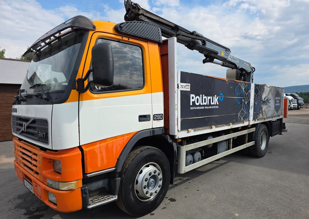 Volvo FM7 - Dropside/ Flatbed truck, Crane truck: picture 1 Volvo FM7 - Dropside/ Flatbed truck, Crane truck: picture 1