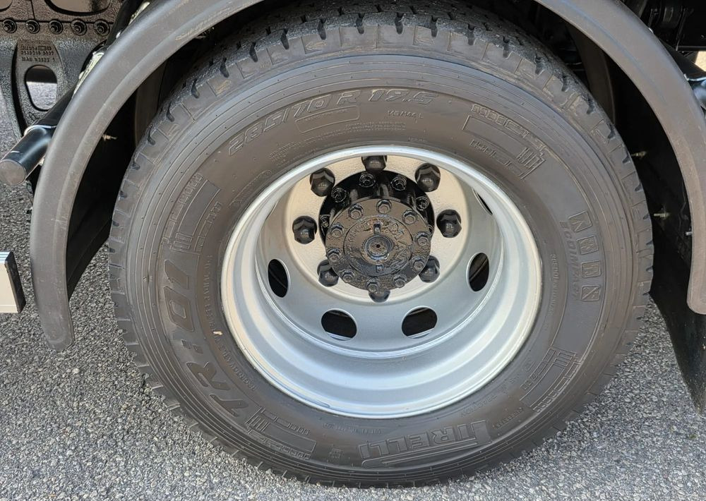 Lease a  MAN TGM 15.290 / BURTO-FIRANKA / CAŁY NA PODUSZKACH /KLIMA POSTOJOWA / 2018R /  NISKI PRZEBIEG / 18 PALET / E6 / JAK NOWY / WINDA / MAN TGM 15.290 / BURTO-FIRANKA / CAŁY NA PODUSZKACH /KLIMA POSTOJOWA / 2018R /  NISKI PRZEBIEG / 18 PALET / E6 / JAK NOWY / WINDA /: picture 18 Lease a  MAN TGM 15.290 / BURTO-FIRANKA / CAŁY NA PODUSZKACH /KLIMA POSTOJOWA / 2018R /  NISKI PRZEBIEG / 18 PALET / E6 / JAK NOWY / WINDA / MAN TGM 15.290 / BURTO-FIRANKA / CAŁY NA PODUSZKACH /KLIMA POSTOJOWA / 2018R /  NISKI PRZEBIEG / 18 PALET / E6 / JAK NOWY / WINDA /: picture 18