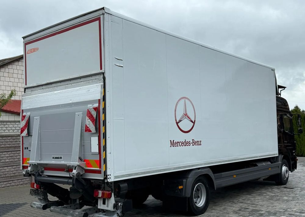 Mercedes-Benz ATEGO 1527/1530/IZOTERMA/WINDA/SPROWADZONY/E6/PIERWSZY WŁAŚCICIEL/AUTOMAT/18EURO PALET/STAN BARDZO DOBRY - Refrigerator truck: picture 4 Mercedes-Benz ATEGO 1527/1530/IZOTERMA/WINDA/SPROWADZONY/E6/PIERWSZY WŁAŚCICIEL/AUTOMAT/18EURO PALET/STAN BARDZO DOBRY - Refrigerator truck: picture 4