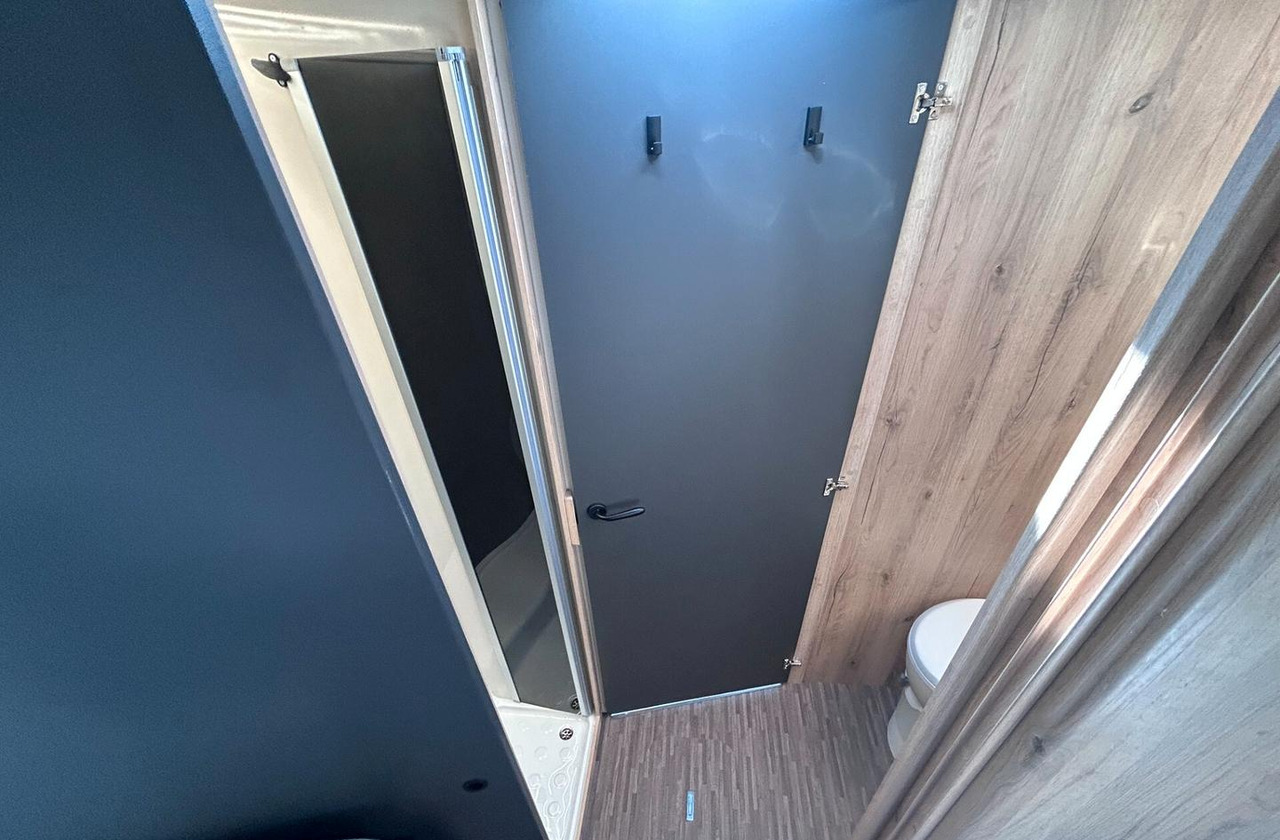 Lease a  Elnagh MAGNUM 530 Elnagh MAGNUM 530: picture 10