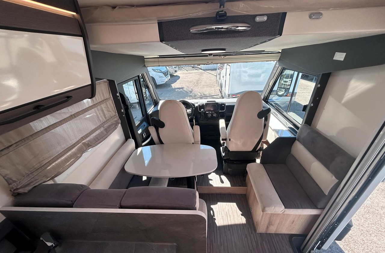 Lease a  Elnagh MAGNUM 530 Elnagh MAGNUM 530: picture 12