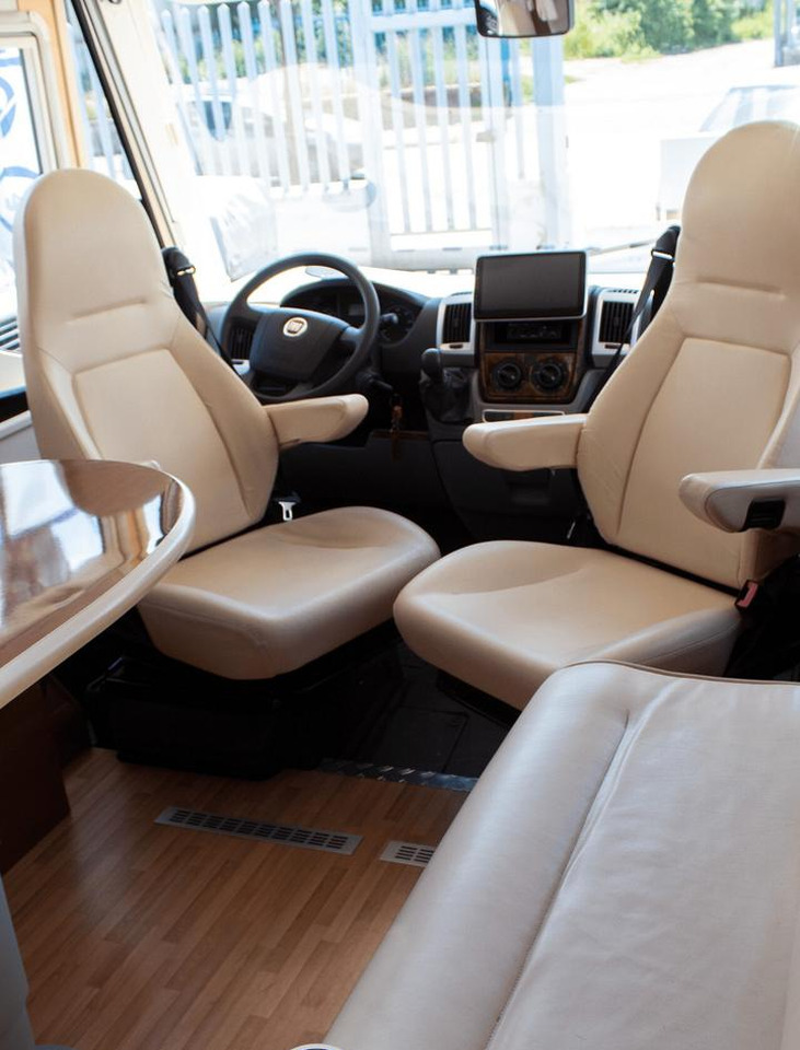 Integrated motorhome Dethleffs esprit: picture 6