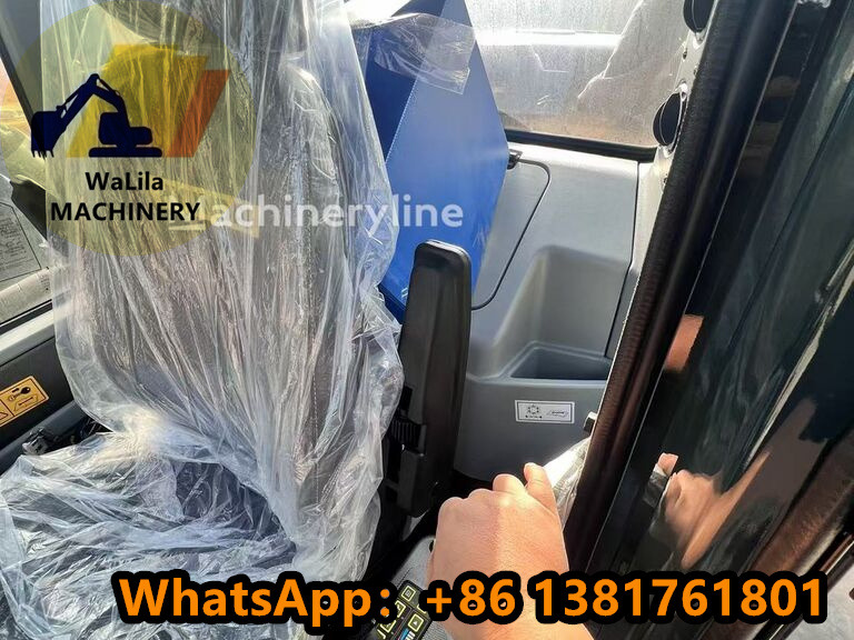 HYUNDAI HX220HD - Crawler excavator: picture 3 HYUNDAI HX220HD - Crawler excavator: picture 3