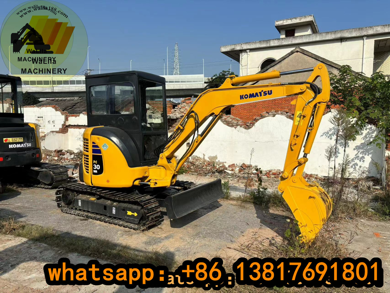 Komatsu PC 30 MR-3 Komatsu 30, Komatsu 35-3 - Mini excavator: picture 1 Komatsu PC 30 MR-3 Komatsu 30, Komatsu 35-3 - Mini excavator: picture 1