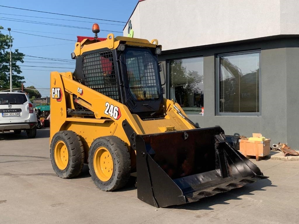 CAT 246 - Skid steer loader: picture 4 CAT 246 - Skid steer loader: picture 4