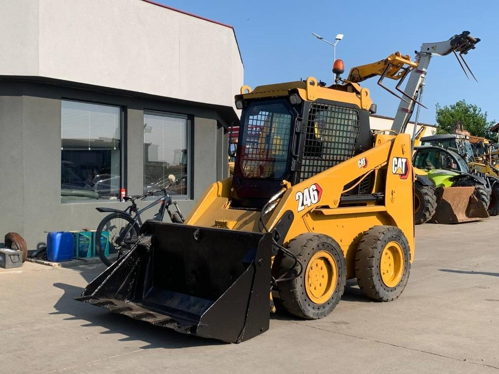 CAT 246 - Skid steer loader: picture 1 CAT 246 - Skid steer loader: picture 1