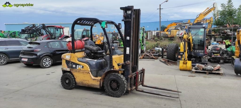 CAT GP 25 N - LPG forklift: picture 1 CAT GP 25 N - LPG forklift: picture 1