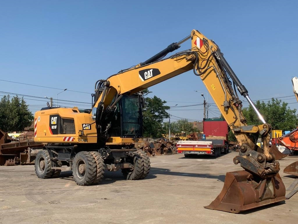 CAT M 318 F - Wheel excavator: picture 5 CAT M 318 F - Wheel excavator: picture 5